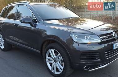 Внедорожник / Кроссовер Volkswagen Touareg 2012 в Житомире