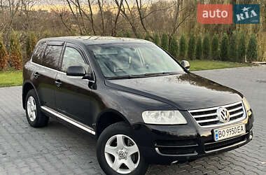 Внедорожник / Кроссовер Volkswagen Touareg 2003 в Тернополе