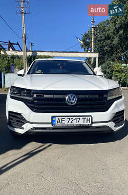 Позашляховик / Кросовер Volkswagen Touareg 2020 в Кривому Розі