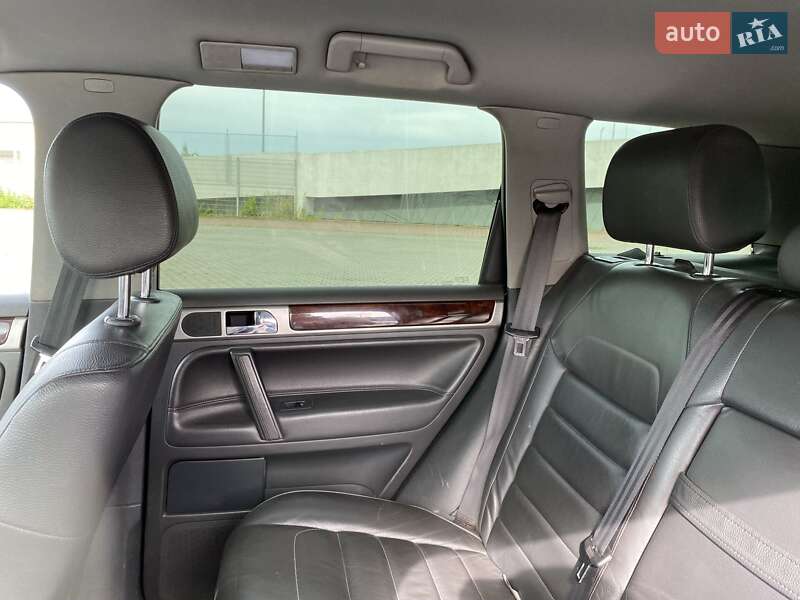 Позашляховик / Кросовер Volkswagen Touareg 2008 в Львові