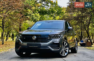 Позашляховик / Кросовер Volkswagen Touareg 2023 в Києві