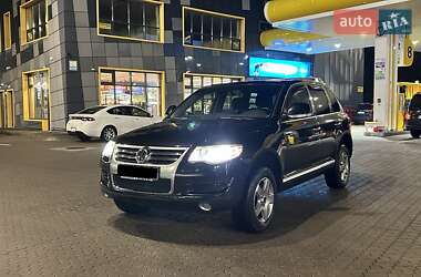 Внедорожник / Кроссовер Volkswagen Touareg 2008 в Киеве