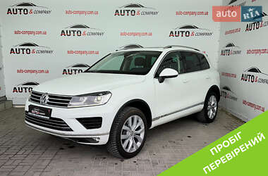 Позашляховик / Кросовер Volkswagen Touareg 2015 в Львові