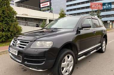 Позашляховик / Кросовер Volkswagen Touareg 2006 в Києві