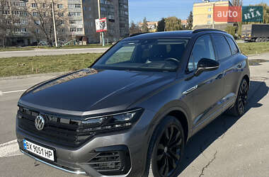 Позашляховик / Кросовер Volkswagen Touareg 2018 в Кам'янець-Подільському