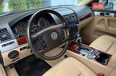 Позашляховик / Кросовер Volkswagen Touareg 2008 в 