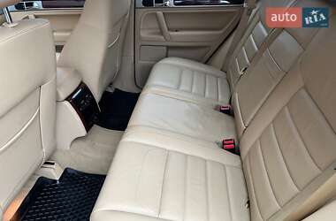 Позашляховик / Кросовер Volkswagen Touareg 2008 в 