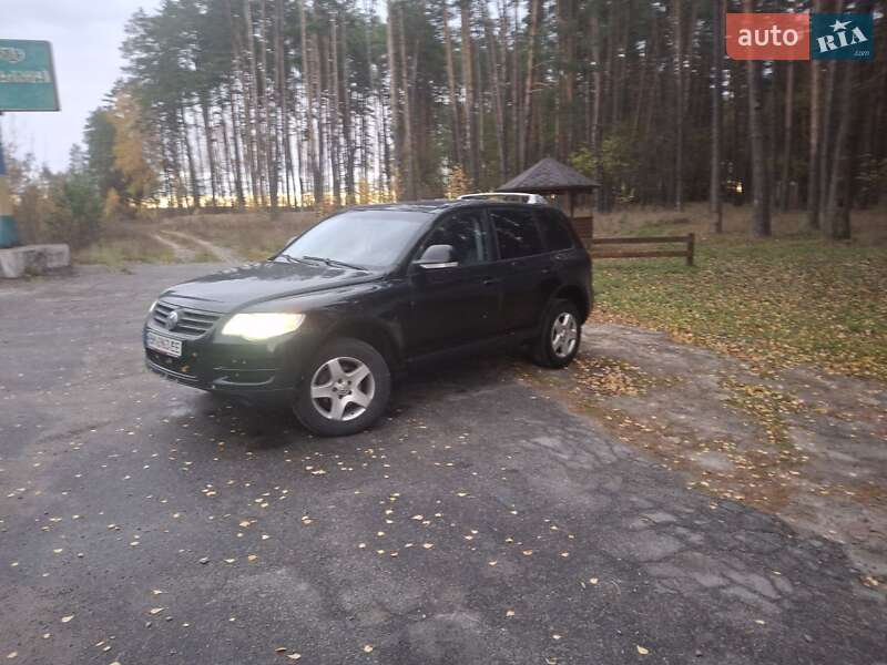 Внедорожник / Кроссовер Volkswagen Touareg 2008 в Сумах