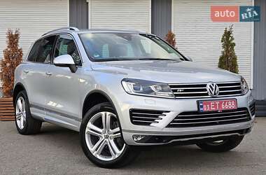 Внедорожник / Кроссовер Volkswagen Touareg 2017 в Киеве