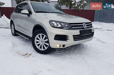 Внедорожник / Кроссовер Volkswagen Touareg 2012 в Тернополе