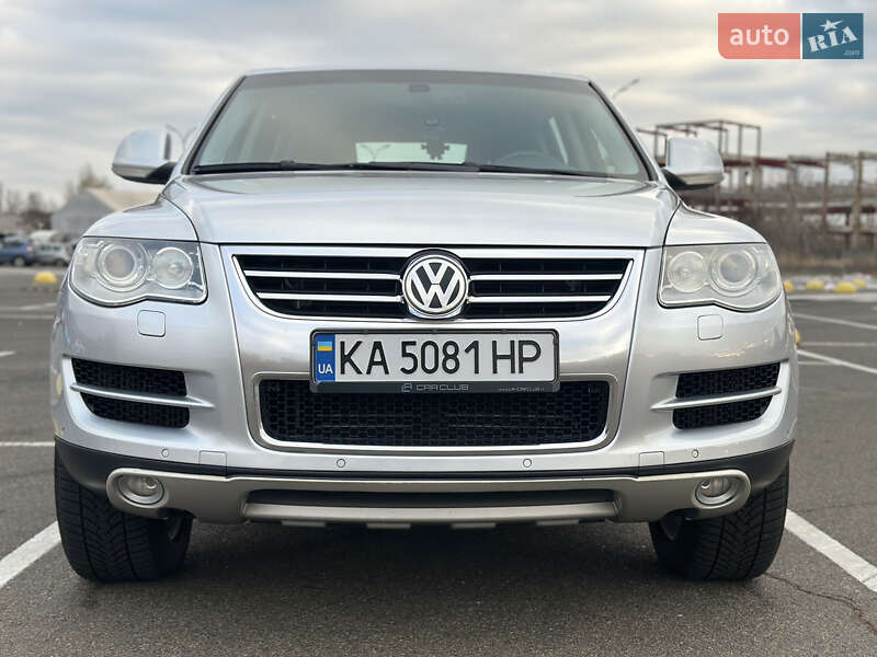 Внедорожник / Кроссовер Volkswagen Touareg 2009 в Киеве
