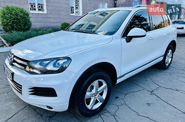 Внедорожник / Кроссовер Volkswagen Touareg 2014 в Каменском