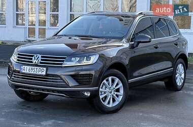 Внедорожник / Кроссовер Volkswagen Touareg 2016 в Киеве