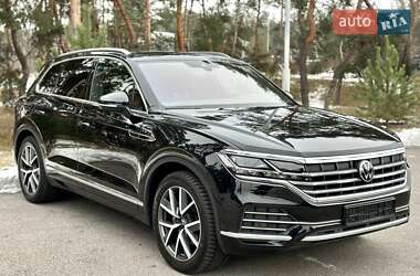 Внедорожник / Кроссовер Volkswagen Touareg 2021 в Киеве