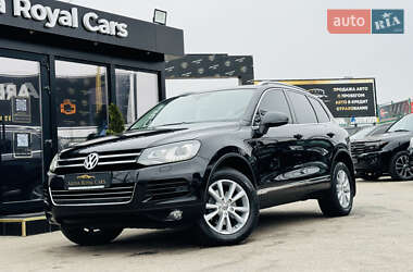 Внедорожник / Кроссовер Volkswagen Touareg 2012 в Харькове