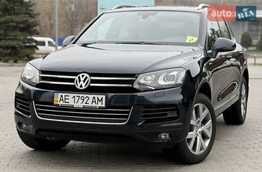 Позашляховик / Кросовер Volkswagen Touareg 2013 в Дніпрі