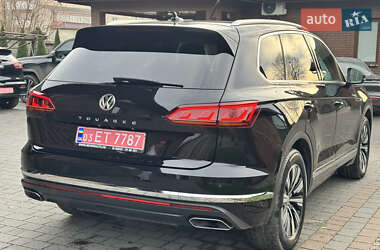 Внедорожник / Кроссовер Volkswagen Touareg 2019 в Дубно