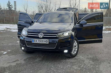 Позашляховик / Кросовер Volkswagen Touareg 2011 в Кам'янець-Подільському