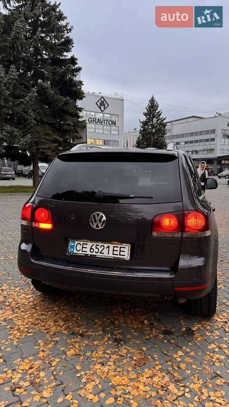 Внедорожник / Кроссовер Volkswagen Touareg 2008 в Черновцах
