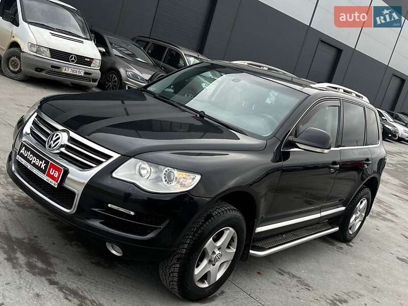 Позашляховик / Кросовер Volkswagen Touareg 2008 в Львові