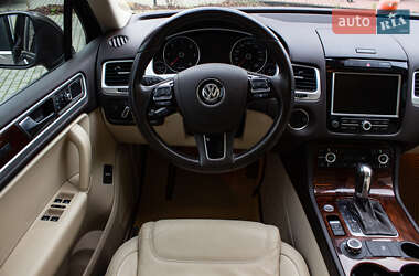 Позашляховик / Кросовер Volkswagen Touareg 2012 в Львові