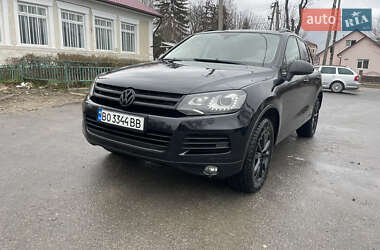 Внедорожник / Кроссовер Volkswagen Touareg 2014 в Сокирянах