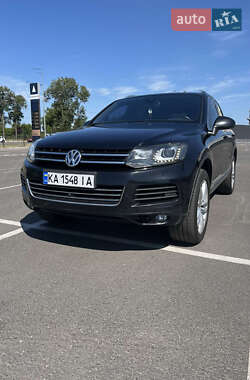 Позашляховик / Кросовер Volkswagen Touareg 2011 в Козятині