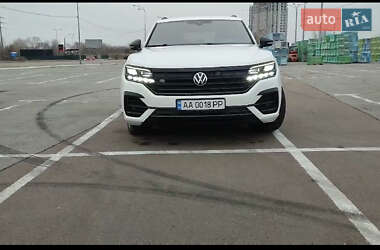 Внедорожник / Кроссовер Volkswagen Touareg 2022 в Киеве