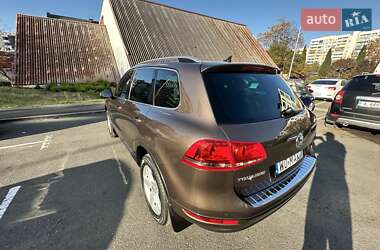 Позашляховик / Кросовер Volkswagen Touareg 2012 в Одесі