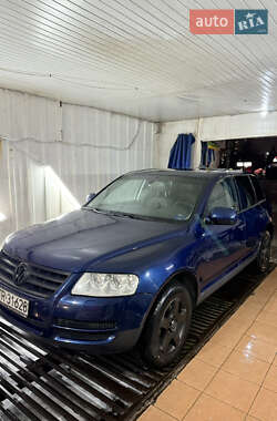 Позашляховик / Кросовер Volkswagen Touareg 2003 в Києві