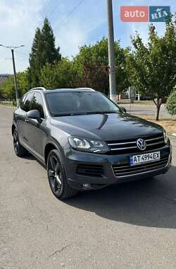 Позашляховик / Кросовер Volkswagen Touareg 2011 в Калуші