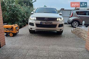 Внедорожник / Кроссовер Volkswagen Touareg 2010 в Фастове