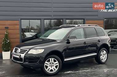 Внедорожник / Кроссовер Volkswagen Touareg 2008 в Ровно