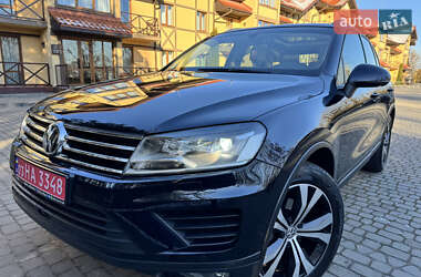 Позашляховик / Кросовер Volkswagen Touareg 2016 в Луцьку