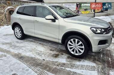 Внедорожник / Кроссовер Volkswagen Touareg 2012 в Тернополе