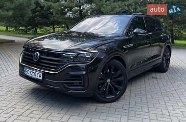 Позашляховик / Кросовер Volkswagen Touareg 2018 в Дрогобичі