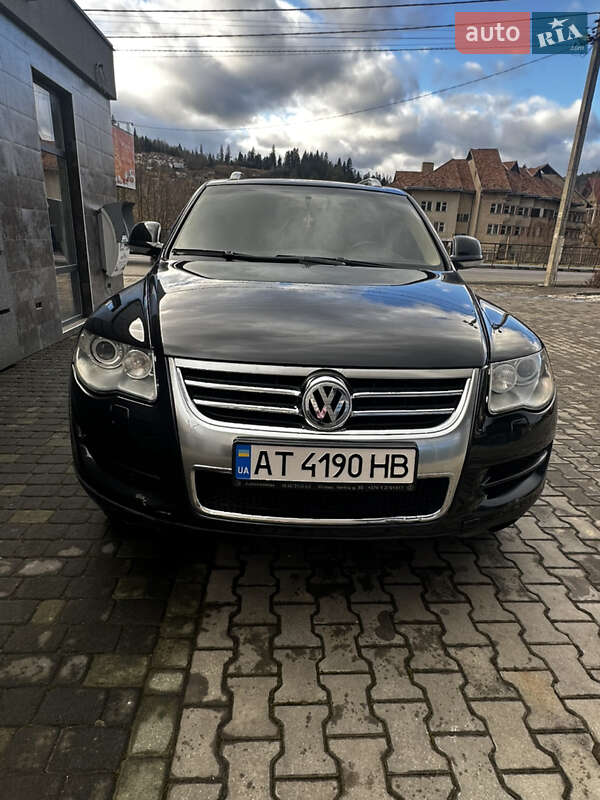 Позашляховик / Кросовер Volkswagen Touareg 2007 в Івано-Франківську