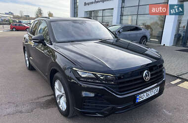 Внедорожник / Кроссовер Volkswagen Touareg 2019 в Тернополе