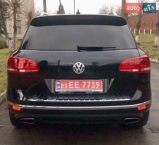 Внедорожник / Кроссовер Volkswagen Touareg 2016 в Ровно