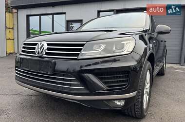 Внедорожник / Кроссовер Volkswagen Touareg 2017 в Тернополе