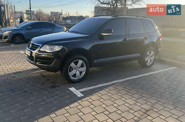 Позашляховик / Кросовер Volkswagen Touareg 2007 в Запоріжжі