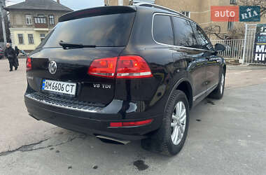 Позашляховик / Кросовер Volkswagen Touareg 2010 в Бердичеві