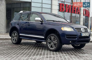 Внедорожник / Кроссовер Volkswagen Touareg 2006 в Хмельницком