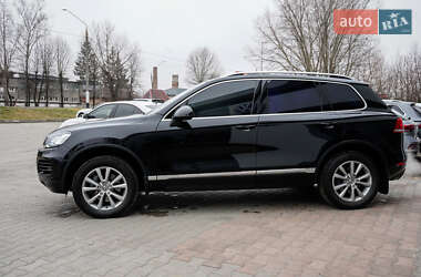 Позашляховик / Кросовер Volkswagen Touareg 2014 в Житомирі