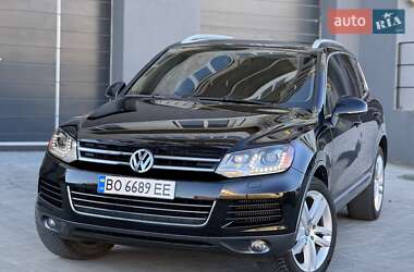 Внедорожник / Кроссовер Volkswagen Touareg 2014 в Тернополе