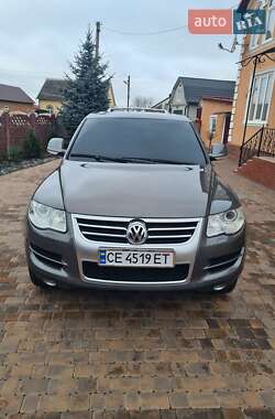 Позашляховик / Кросовер Volkswagen Touareg 2007 в Чернівцях