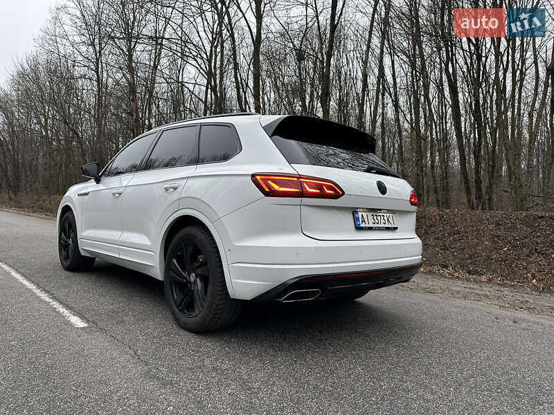 Внедорожник / Кроссовер Volkswagen Touareg 2019 в Белой Церкви