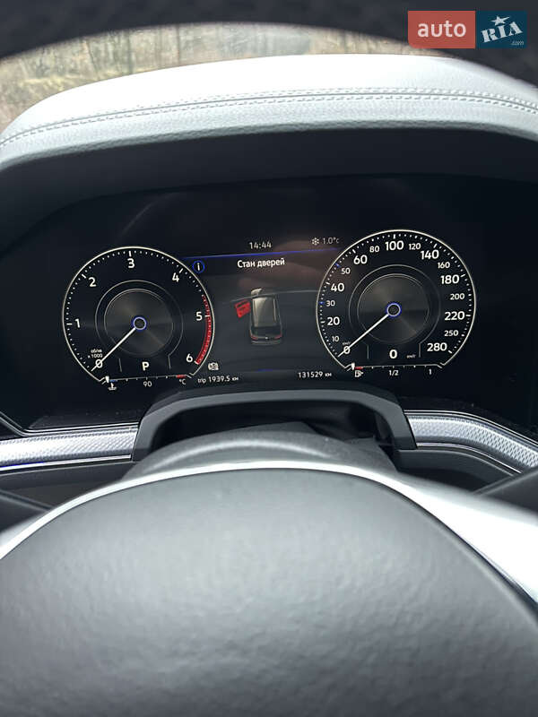 Внедорожник / Кроссовер Volkswagen Touareg 2019 в Белой Церкви