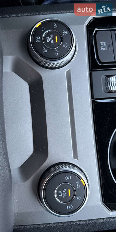 Внедорожник / Кроссовер Volkswagen Touareg 2019 в Белой Церкви