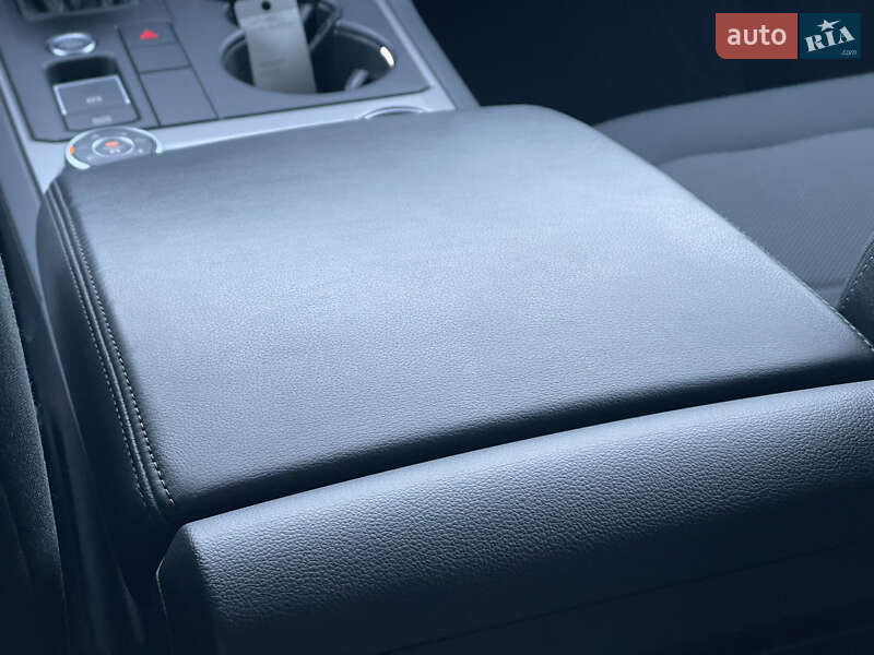 Позашляховик / Кросовер Volkswagen Touareg 2018 в Мукачевому